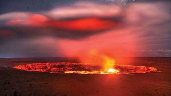 Halemaʻumaʻu crater, Hawaii